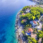 Holiday home Seafront Marija Prigradica