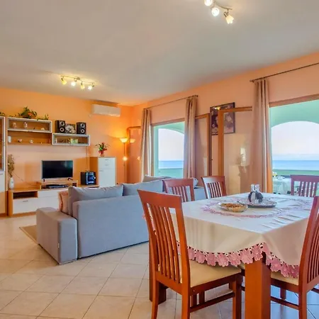 Seafront Marija Holiday home *